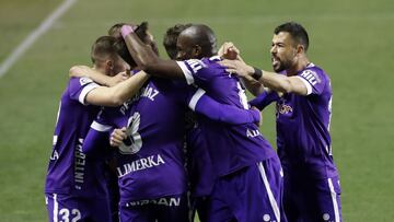 Los jugadores del Sporting celebran el 0-1.