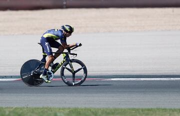 El ciclista español del equipo Orica, Carlos Verona, durante la contrarreloj individual, etapa decimosexta de la Vuelta Ciclista a España. 