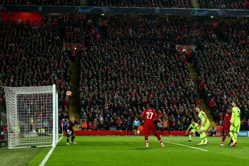  3-0. Georginio Wijnaldum marcó el tercer gol.