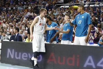 Doncic y Tavares.