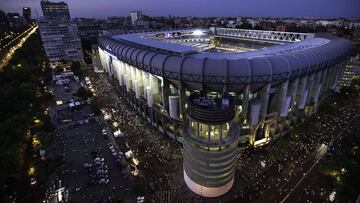 How and where can I watch Real Madrid - Napoli? Times, TV, online