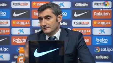 Valverde dijo el domingo que no hubo contacto con Luis Suárez y acusó a Cuéllar de fingir