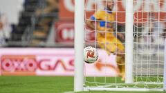 Los argentinos mandan en lista histórica de campeones de goleo en México