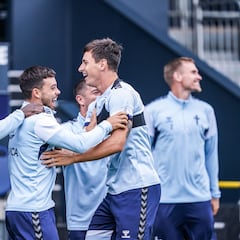 El Celta tiene ofertas de Primera por Allende y un dilema