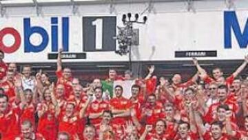 Ferrari lo celebró por todo lo alto.