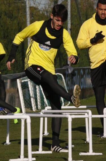 Felipe Miñambres lo conoce bien del Rayo y lo pidió al Fulham, donde no contaba, para suplir a Orellana. Es un llegador, buen refuerzo para un equipo que mima el balón como el Celta. Ha jugado 6 partidos y ha dado una asistencia y ha marcado un gol.