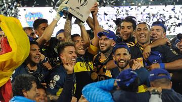 Tevez: "Era un peso muy grande; uno siempre está bajo la lupa"