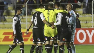 Colo Colo est&aacute; tercero por diferencia de goles tras su empate en Bolivia. 