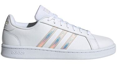 Black Friday: ofertas de hasta un 50% en zapatillas Nike, Adidas y más