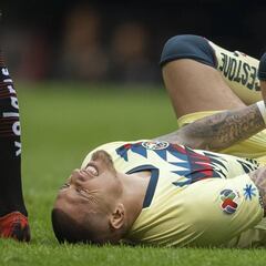 Nico Castillo fue operado con éxito; estará fuera 12 semanas