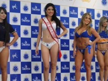 El Cruzeiro de Brasil acaba de lanzar su colección de lencería y lo hace con las cheerleaders del equipo para deleitar al público, pero en especial, a los hinchas del Cruzeiro, que ahora podrán cumplir sus fantasías pensando siempre en el equipo de sus amores.