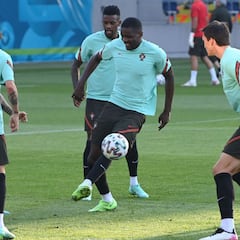 El Benfica insistirá por Carvalho