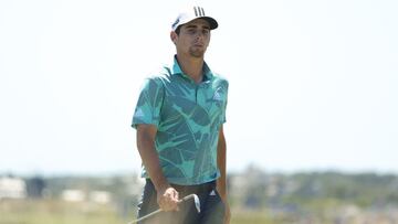 El chileno fue uno de los 31 jugadores que bajaron el par en el primer día del segundo major del año. Empata el puesto 17 tras cerrar el día 1 con 71 golpes (-1).