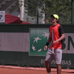 Peralta y Zeballos logran aplastante triunfo en Roland Garros