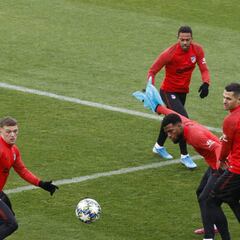 Simeone tiene disponibles a todos menos a Savic y João Félix