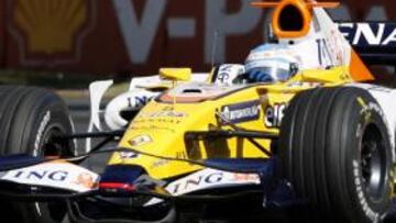 <b>SABOR A VICTORIA</b>. El piloto asturiano sacó petróleo de la caótica carrera de Albert Park para acabar en cuarta posición después de salir undécimo.