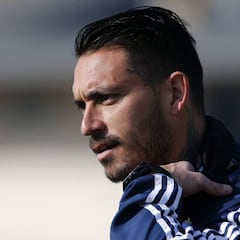 Atlas descartó el fichaje del chileno Mauricio Pinilla