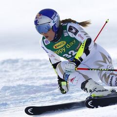 Lindsey Vonn volvió a la competición en Sölden