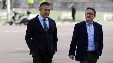 DIEGO GARCIA Y RAMON SEGARRA en el entrenamiento del Elche.