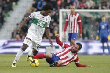 Carlos Sánchez y Arda Turan.