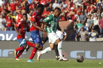 Los goles de Nacional fueron marcados por Pablo Cepellini y Yerson Candelo. Por el DIM anotaron Germán Cano y Elvis Perlaza.