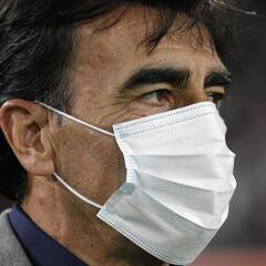 Gustavo Quinteros habla de su renovación y sueña en grande