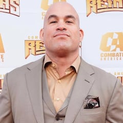 Tito Ortiz firma un contrato con Combate Américas