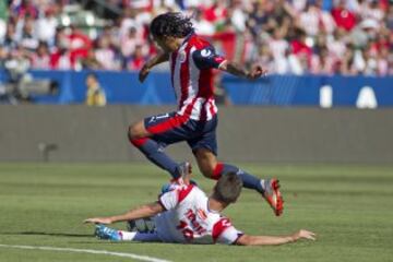 Chivas 2-0 Veracruz. Chivas campeón de la Supercopa MX.