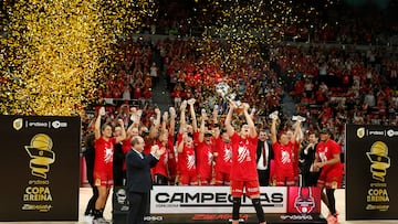 Las jugadoras del Casademont Zaragoza celebran su victoria en la final de la Copa de la Reina 2023.