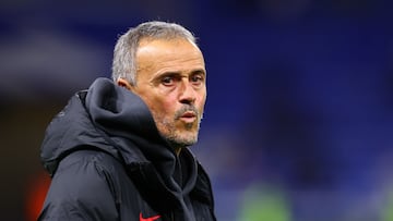 Soccer Football - Ligue 1 - Olympique Lyonnais v Paris St Germain - Groupama Stadium, Lyon, France - November 9, 2025 Paris St Germain coach Luis Enrique before the match REUTERS/Manon Cruz