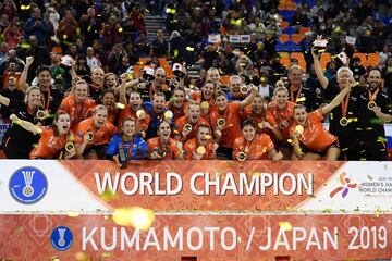 Celebración de la selección holandesa tras proclamarse campeona del mundo al vencer en la final a la selección española. 