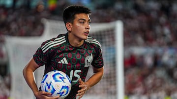 Gilberto Mora of Mexico during the international friendly football match between River Plate and Mexico (Mexican National team) at Monumental Stadium on January 21, 2025, in Buenos Aires, Argentina.