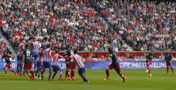 Griezmann marca el 0-1 de falta. 