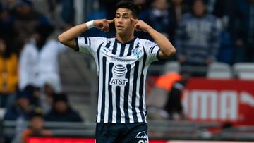 Maxi Meza jugando con Monterrey en el Clausura 2019.