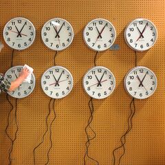 Change of time in the USA: which states do not have to change it and why