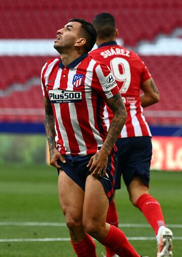 Angel Correa se lamenta.