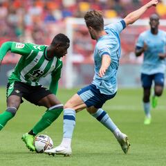 El Betis tampoco gana al Brentford