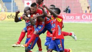 Deportivo Pasto celebra gol