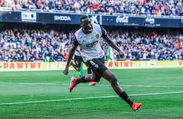 El central del Valencia volvi a jugar hace dos partidos, tras un a?o fuera de los terrenos de juego, y ante el Legans consigui un gol decisivo ante un rival directo
