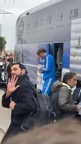 El gesto de Arbeloa, el vacile de la afición del Albacete a Vinicius: así ha sido la llegada del Madrid
