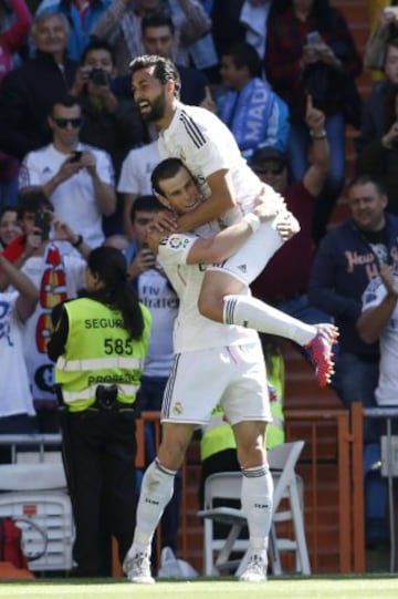 En el regreso de James Rodríguez, el Real Madrid venció al Granada en el Santiago Bernabéu. 