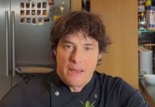 Chef Jordi Cruz: “Para hacer guisos, los mejores aceites son el de oliva, coco y aguacate, pero también podemos usar ghee o manteca de cerdo”