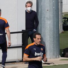 Corona escolta a Voro con la final ante el Valladolid de fondo