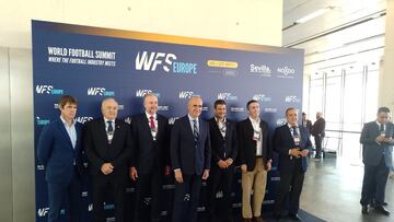 Foto de familia en el WFS.