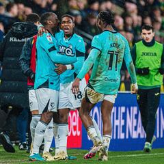 Yaser Asprilla, nominado al gol del mes en el Championship