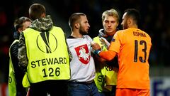 Con Ospina, Arsenal vence al BATE y es líder en UEL