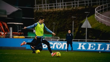 Igor Zubeldia no podrá jugar contra el Atlético de Madrid por cinco amarillas.
