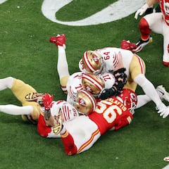 What is the ‘legal tampering’ period in NFL?