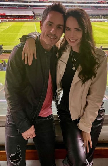 Mauricio Ochmman y Paulina Burrola comparten cita apoyando a la Selección Mexicana