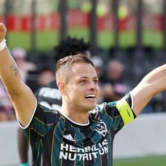 Chicharito Hernández voted MLS Player of the Week